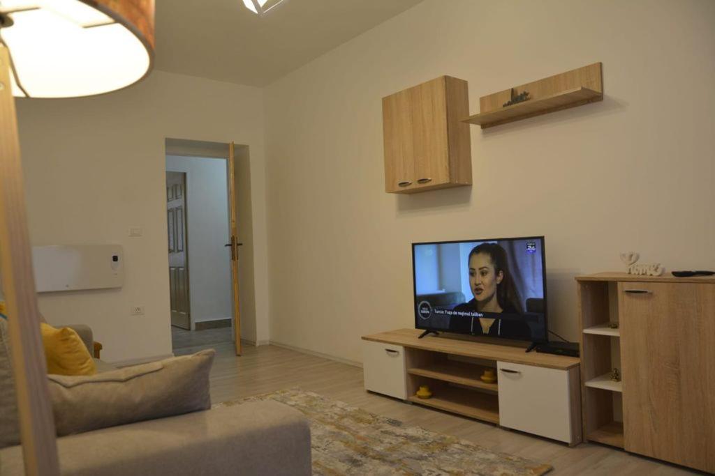 Sunrise Apartment Petroşani Exteriör bild